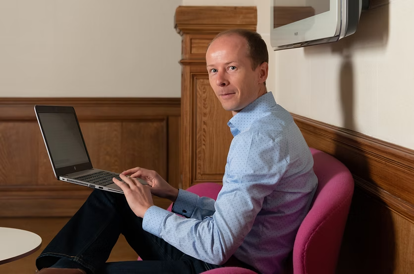 Steven De Klerck, oprichter van Hogere Wiskunde Instituut